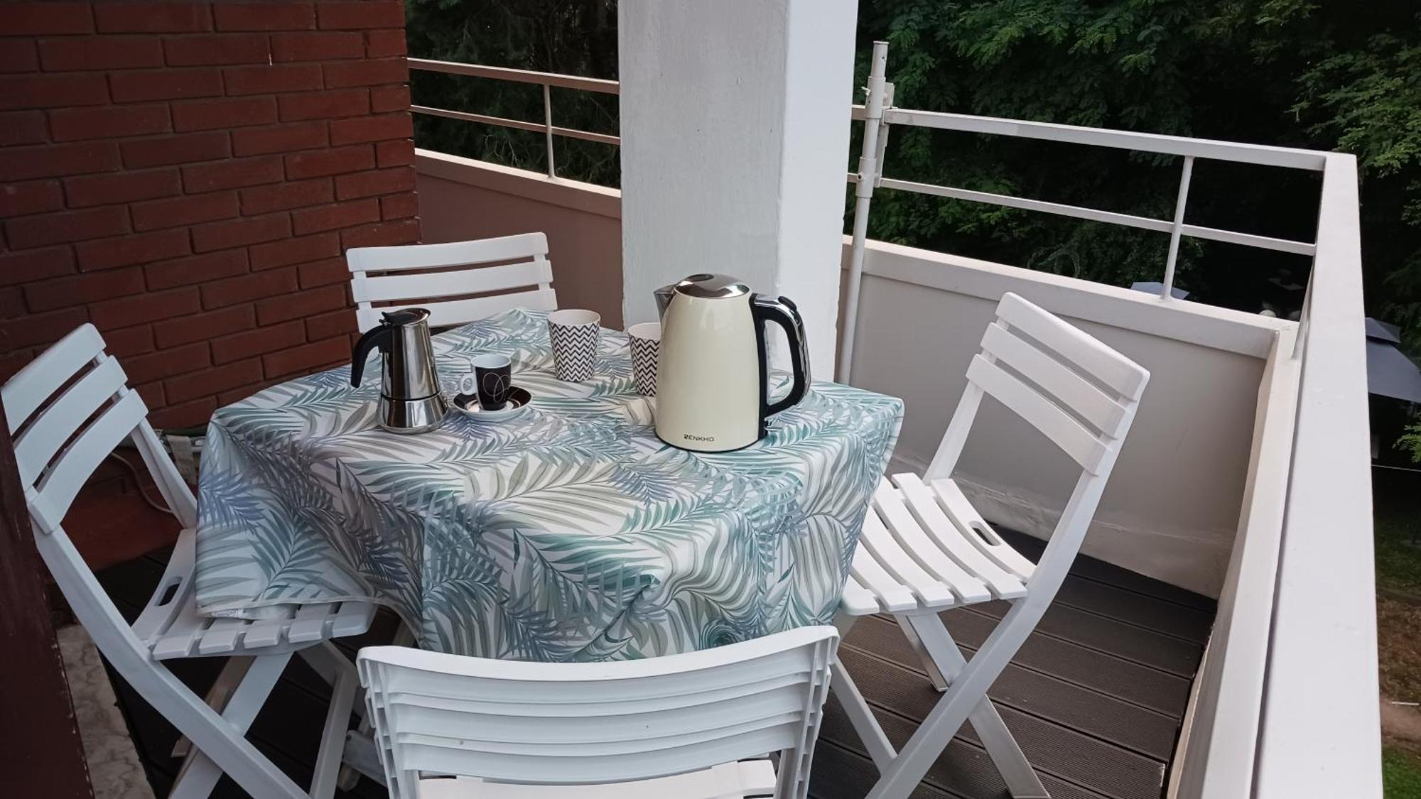 Lake Maggiore 2 Minutes Apartment Dormelletto Bagian luar foto